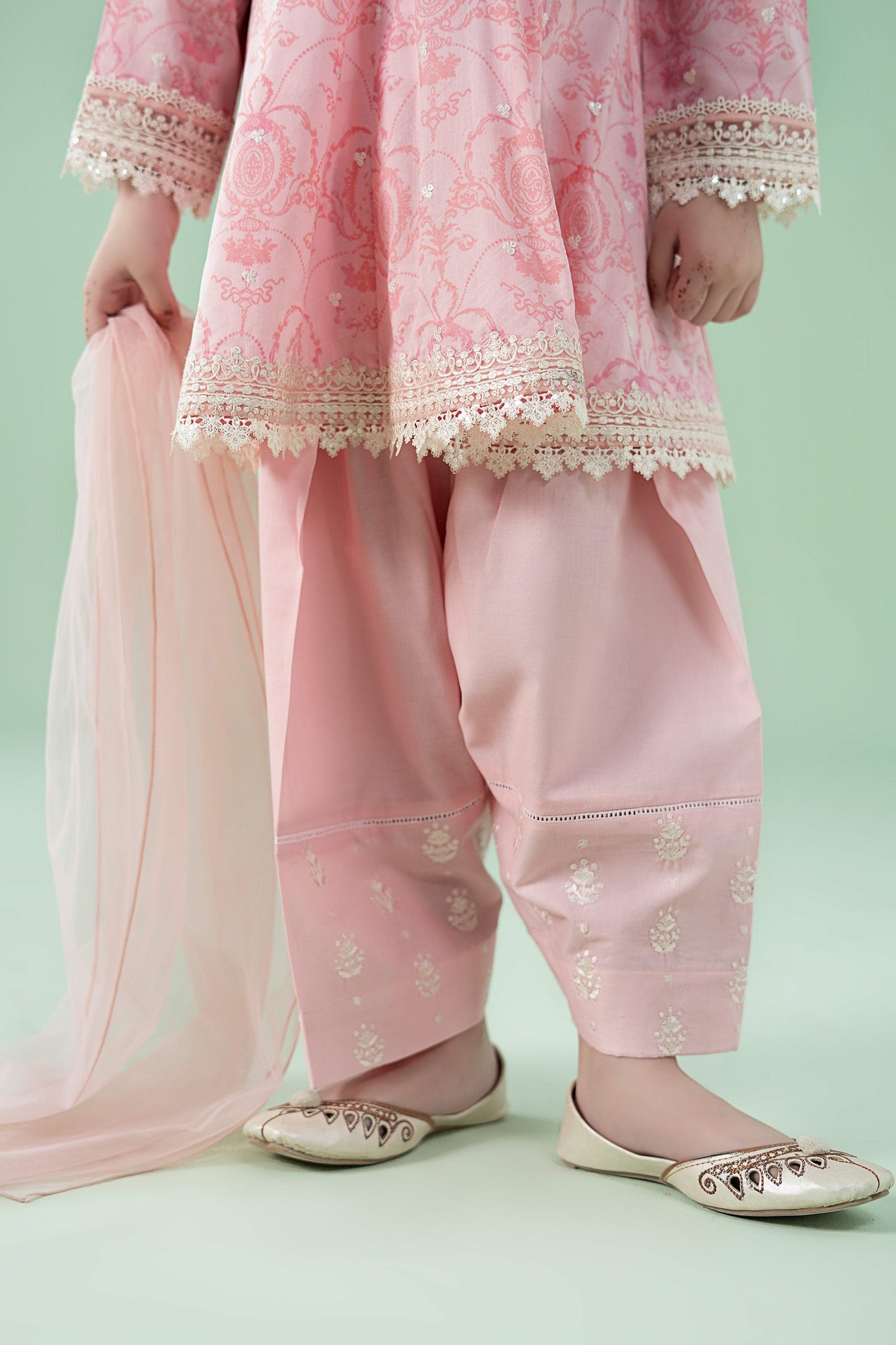 3 Piece Embroidered Lawn Suit | MKD-EA25-07