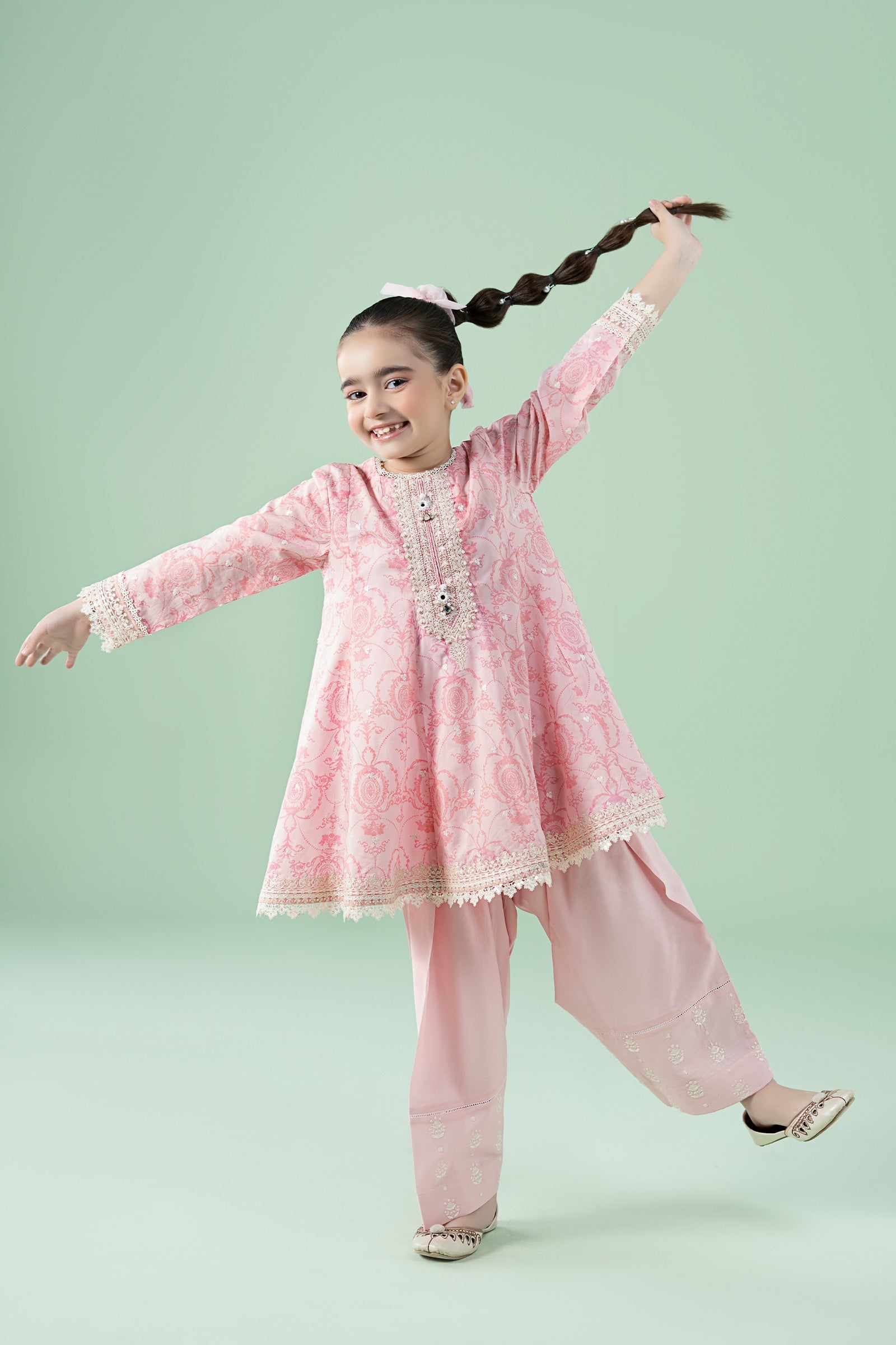 3 Piece Embroidered Lawn Suit