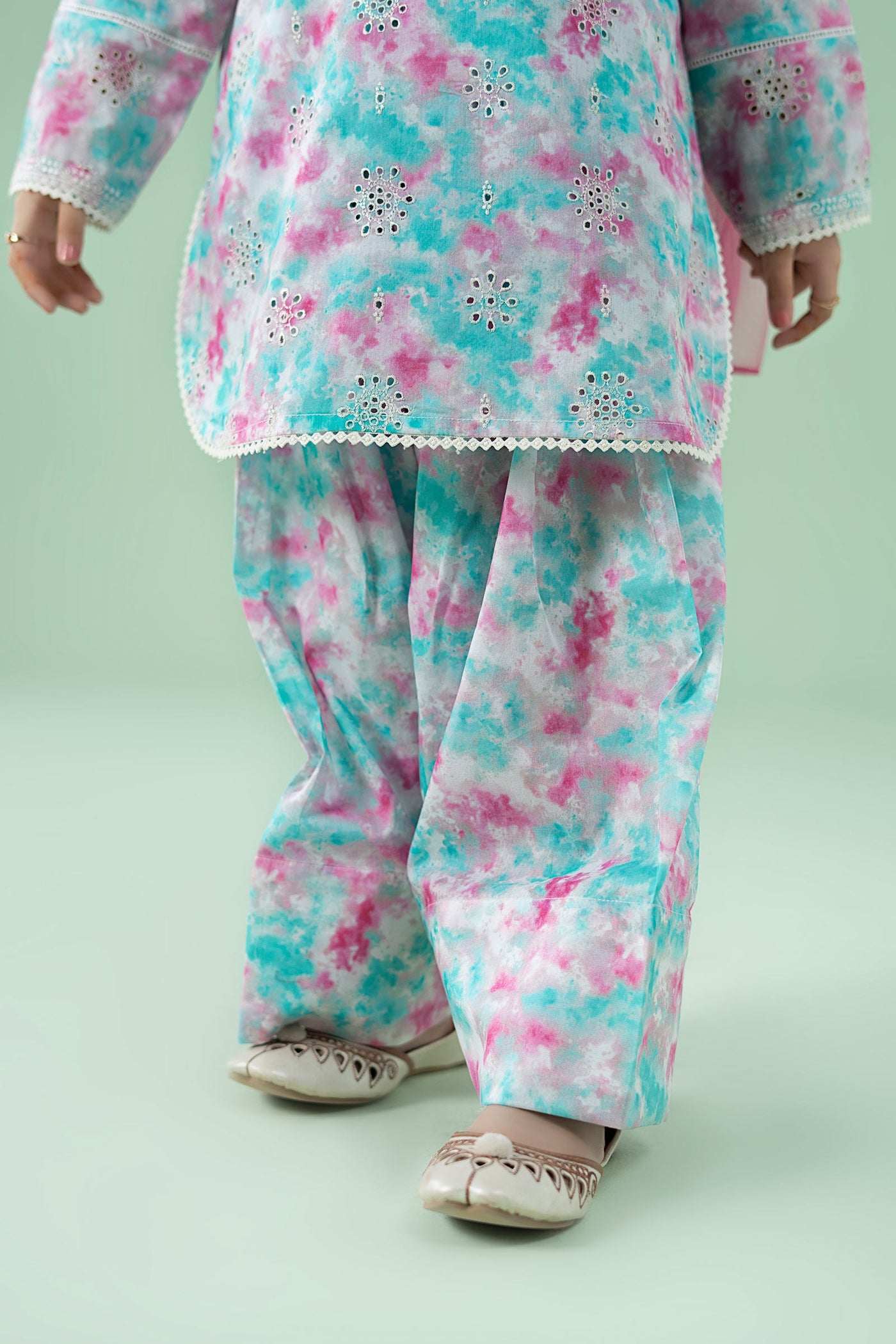 3 Piece Embroidered Lawn Suit | MKD-EA25-13