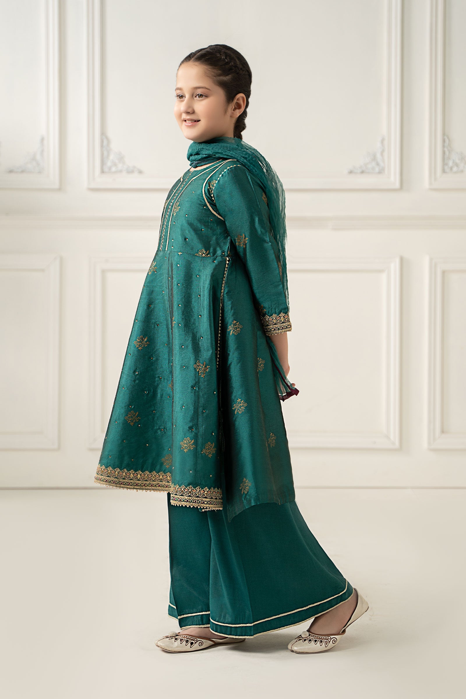 3 Piece Embroidered Polyester Net Suit