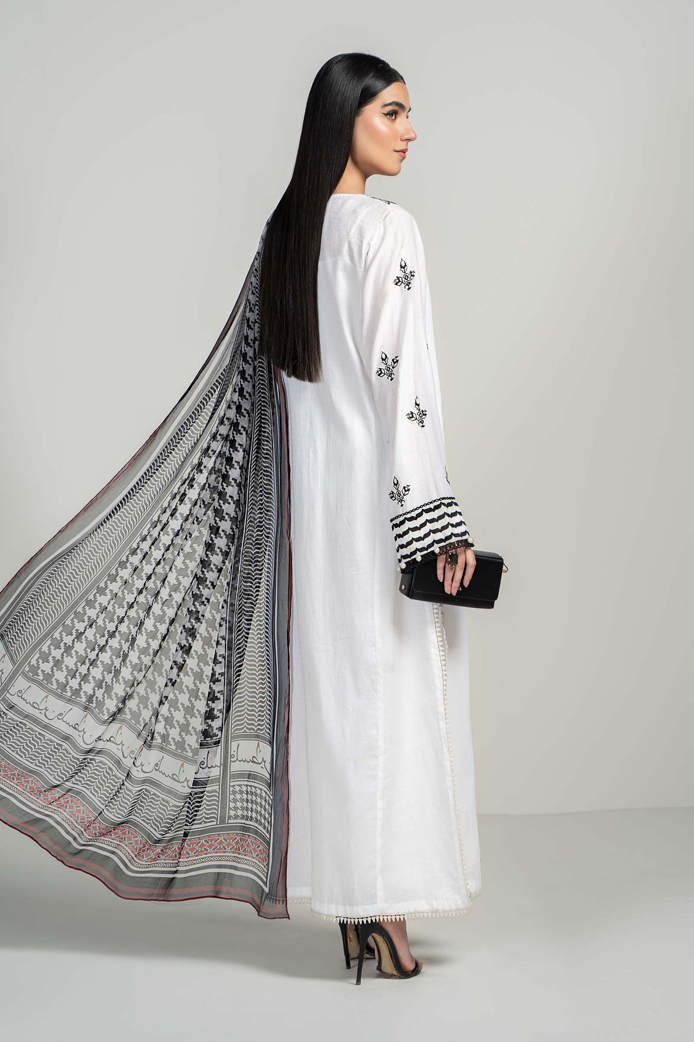 3 Piece Dyed Lawn Suit