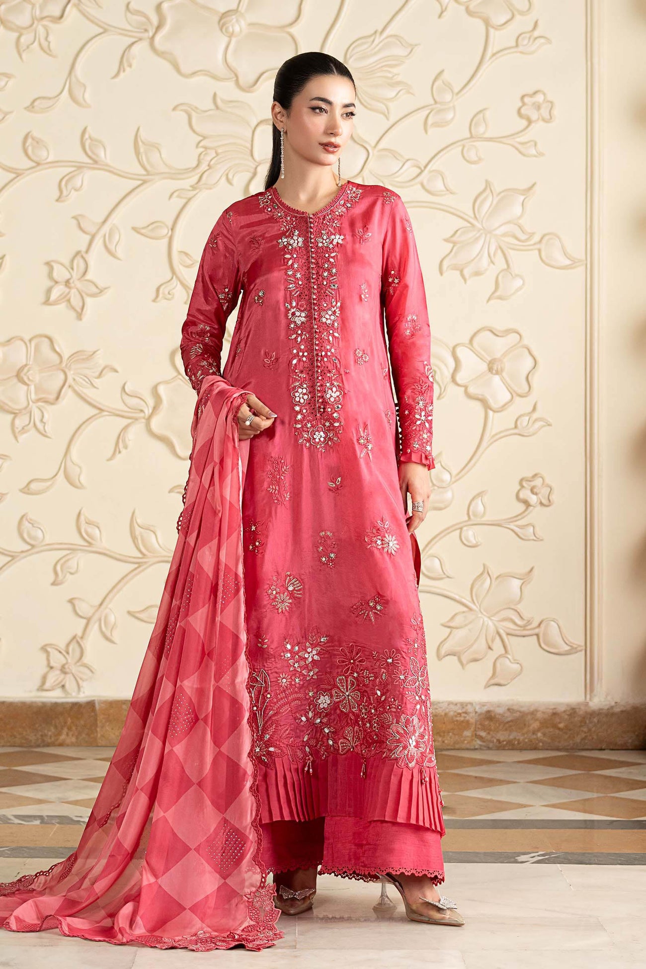 maria b formal dresses 2021 Mehrunnisa Iqbal @mehrunisaofficial flawlessly styles Maria.B. Evening Wear Ready-To-Wear Collection !! Product Code: SF-EA21-20 Shop our coveted new semi-formal pret pieces, available in-stores & online at www.mariab .pk/ready-pret/evening-wear #MariaB