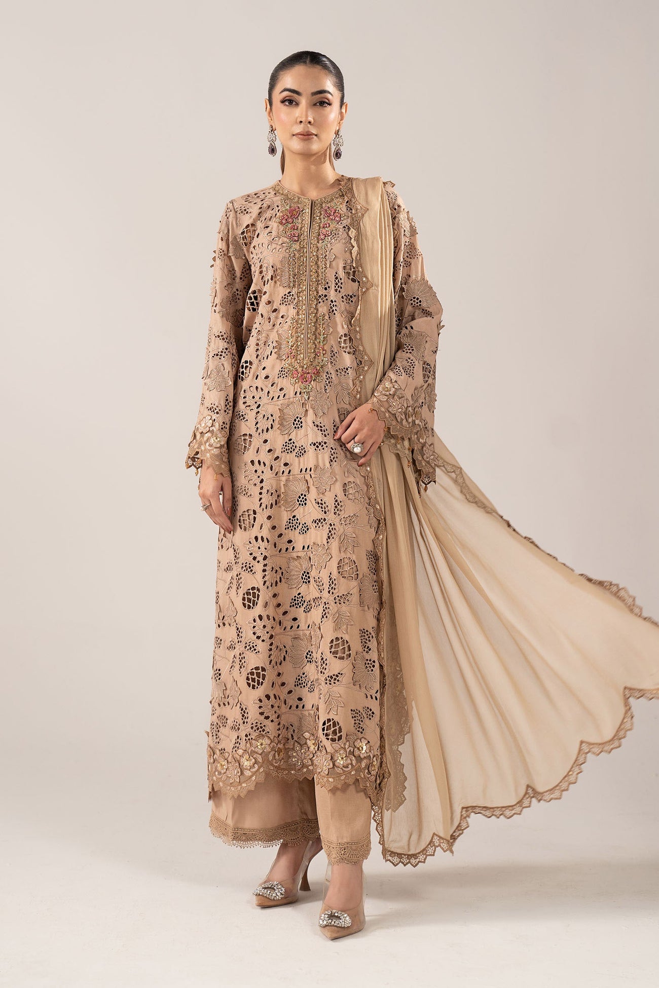 Luxury Formals for Women Maria.B. Designs (AE) Luxury Formals for Women Maria.B. Designs (AE)