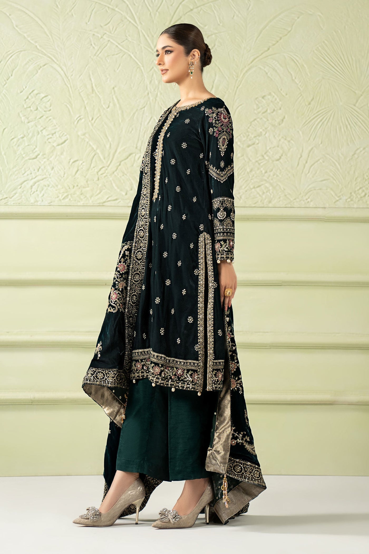 3 Piece Embroidered Velvet Suit