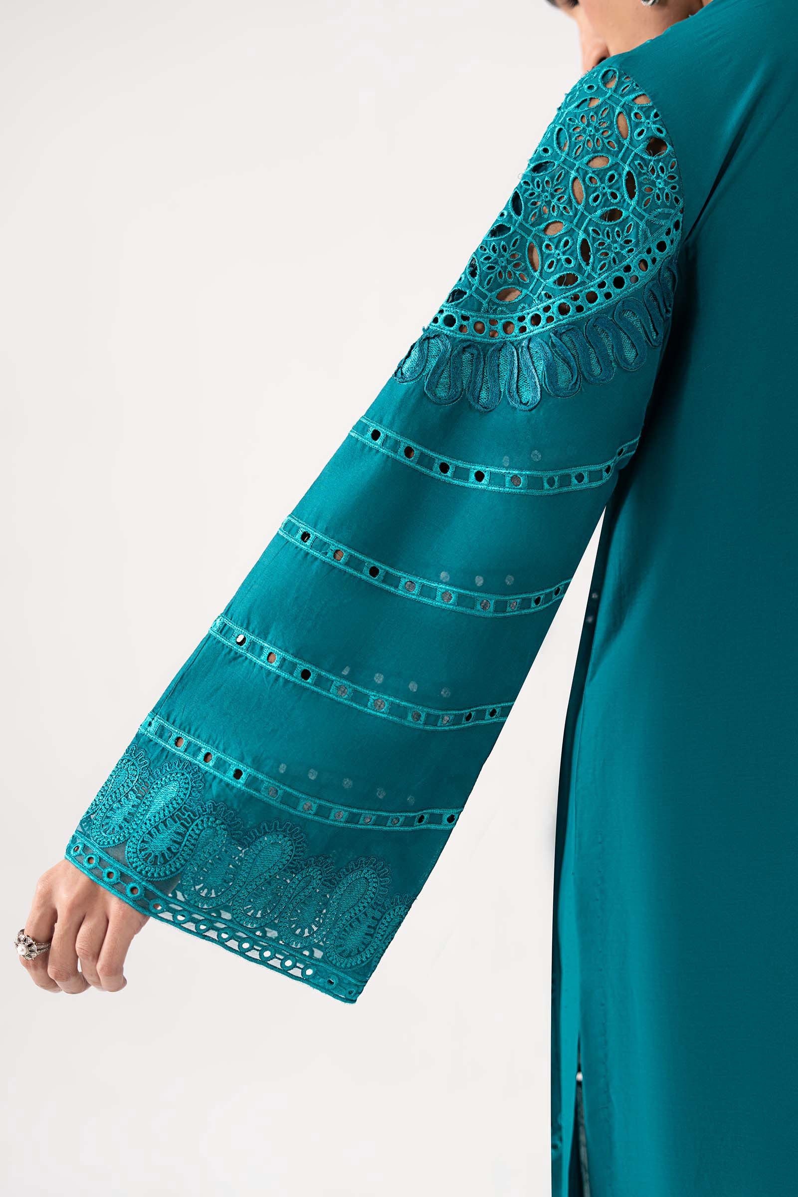3 Piece Embroidered Lawn Suit
