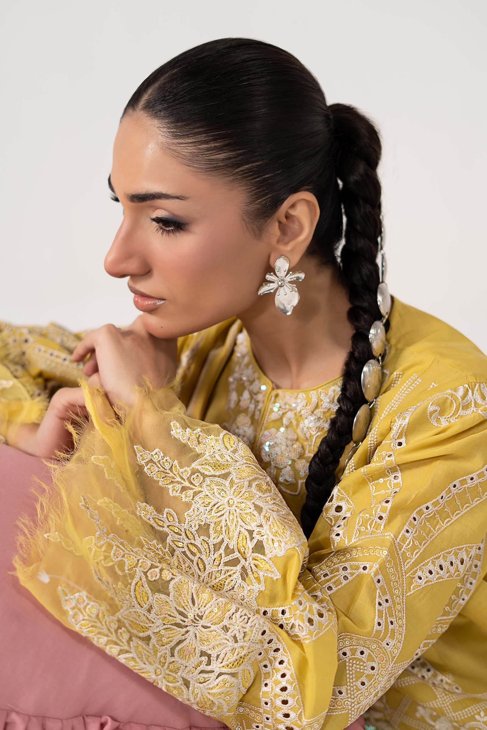 2 Piece Embroidered Lawn Suit