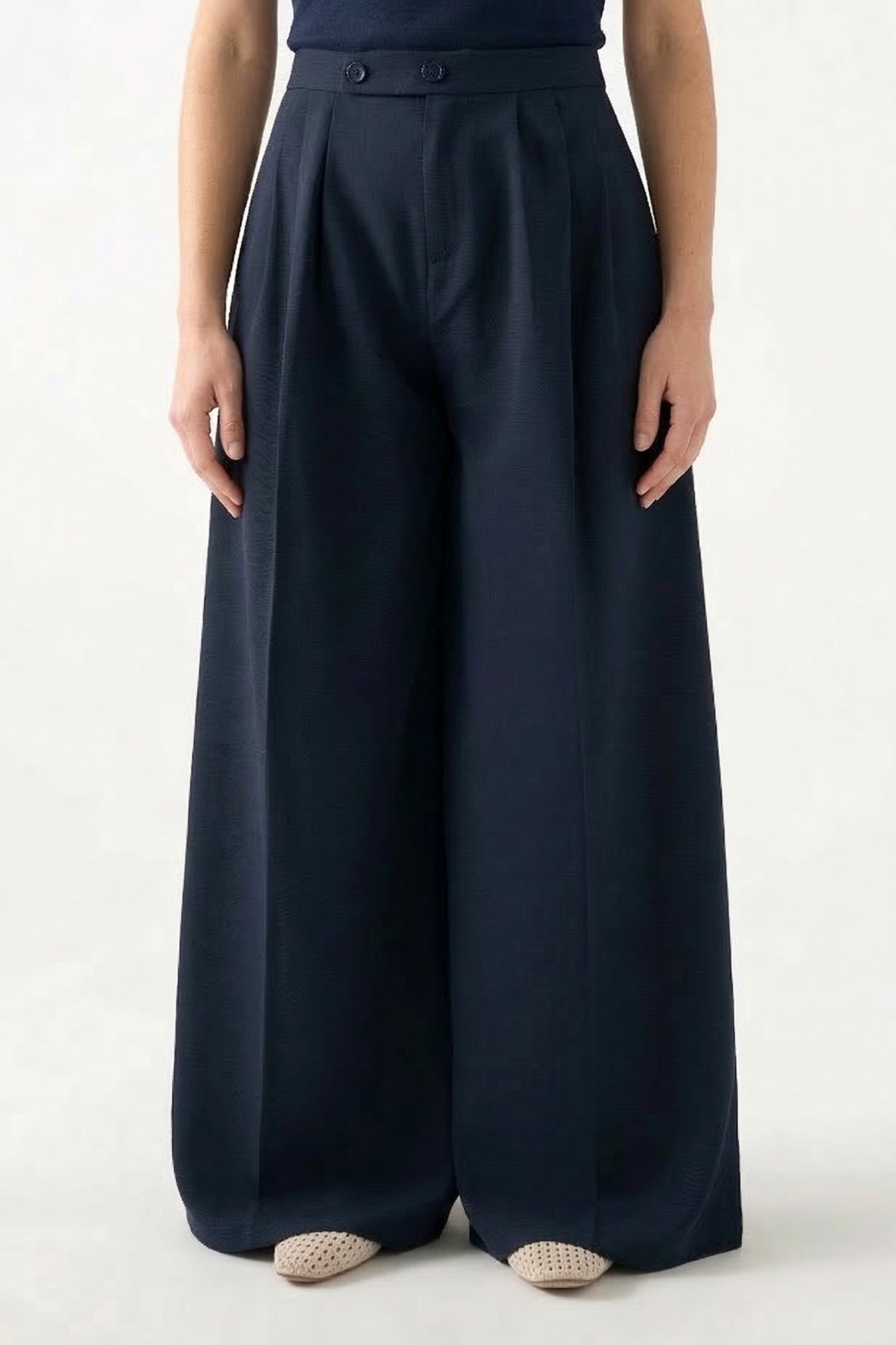 Pleated Wide Pants
