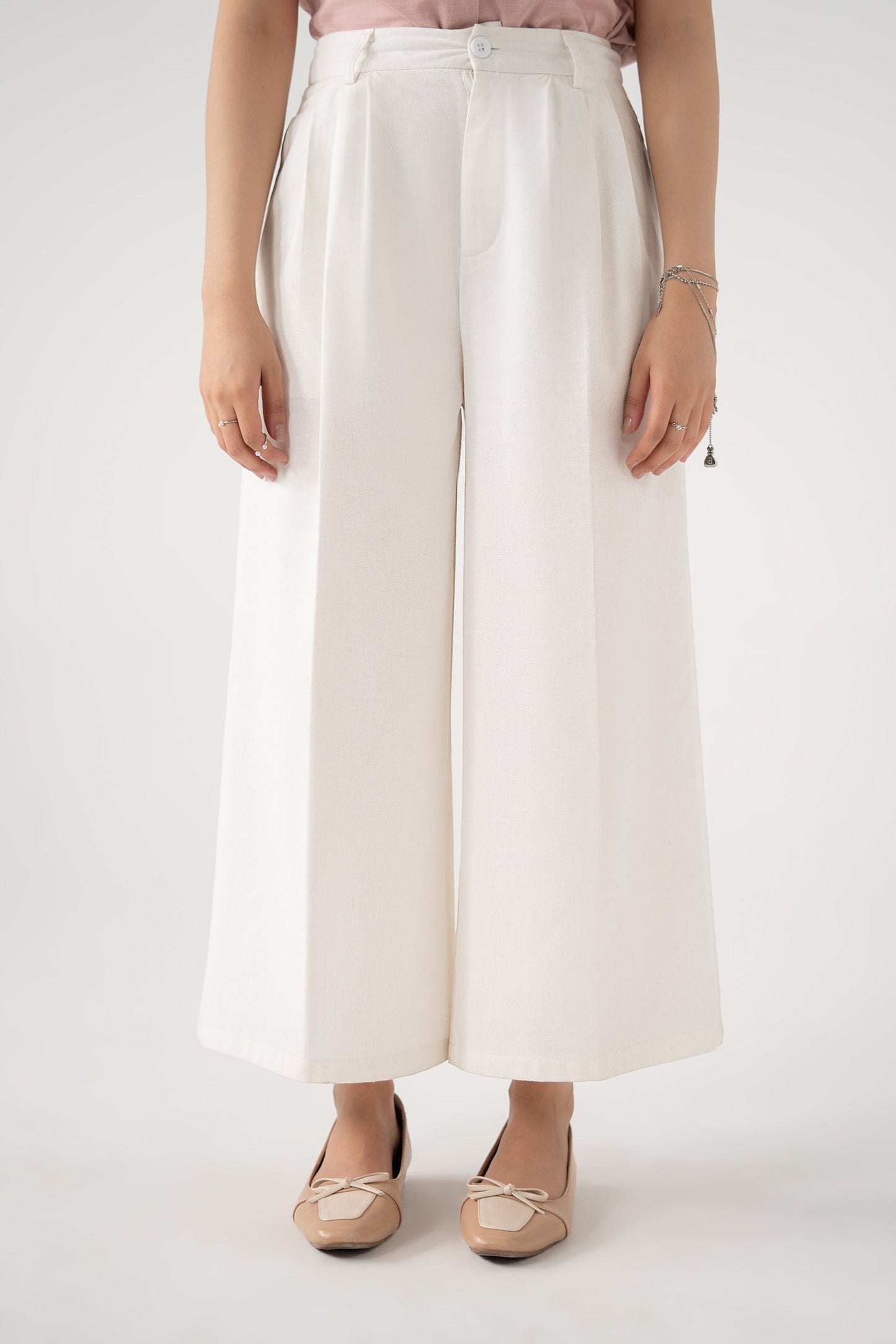 Essential Pleated Pants