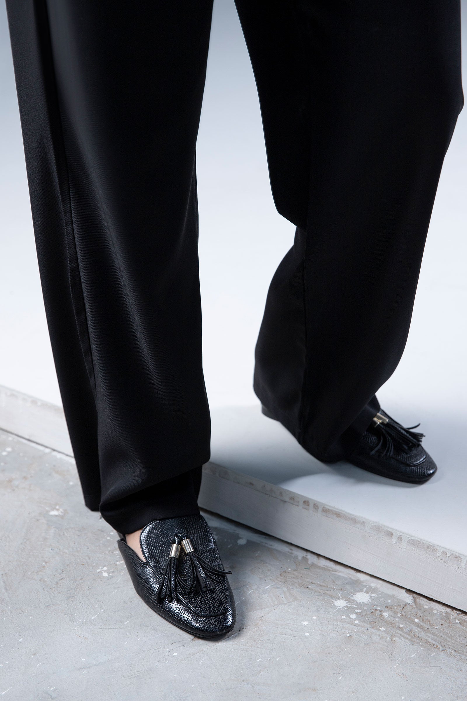 Wide Leg Tailored Pants