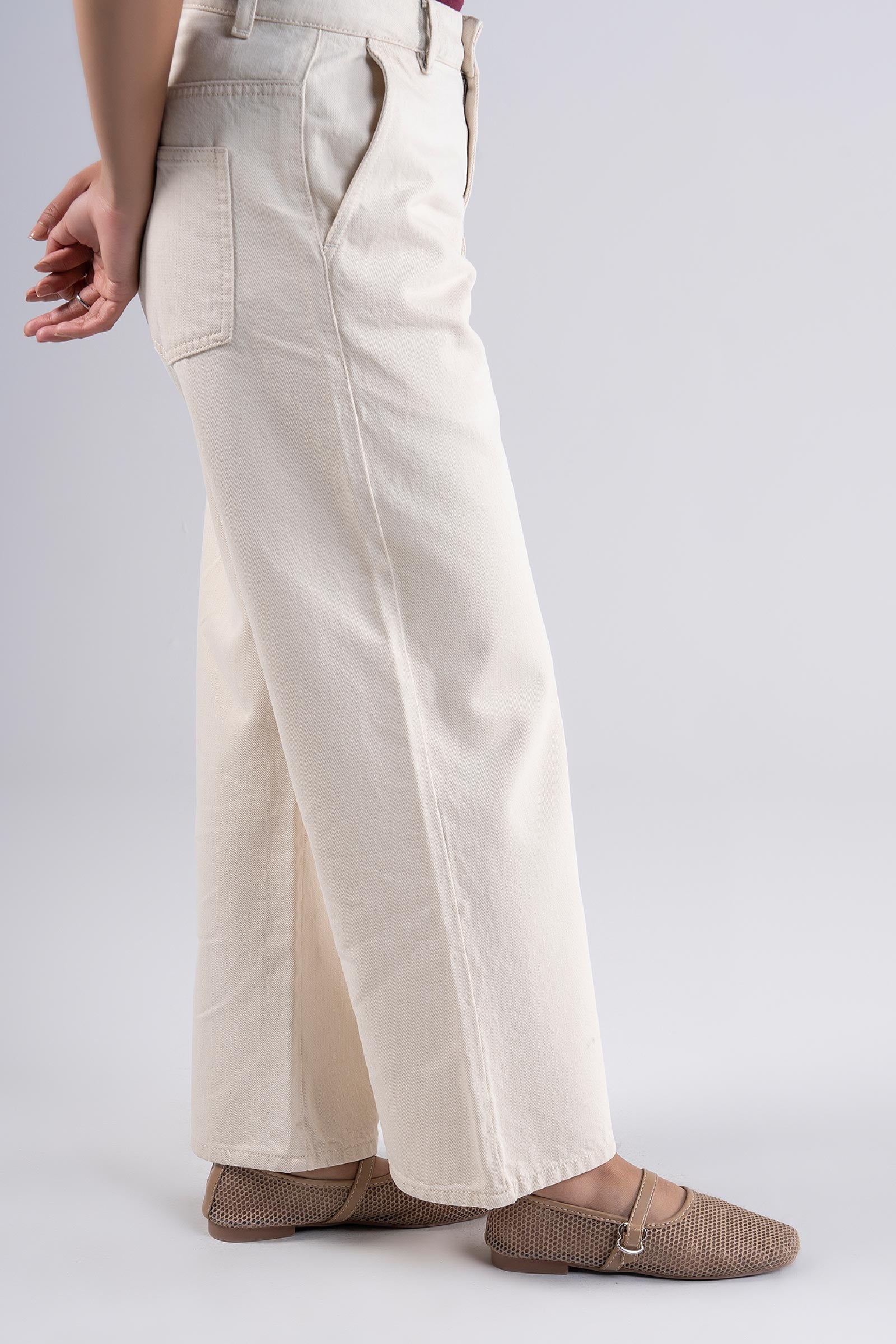 Cropped Wide-Leg Jeans