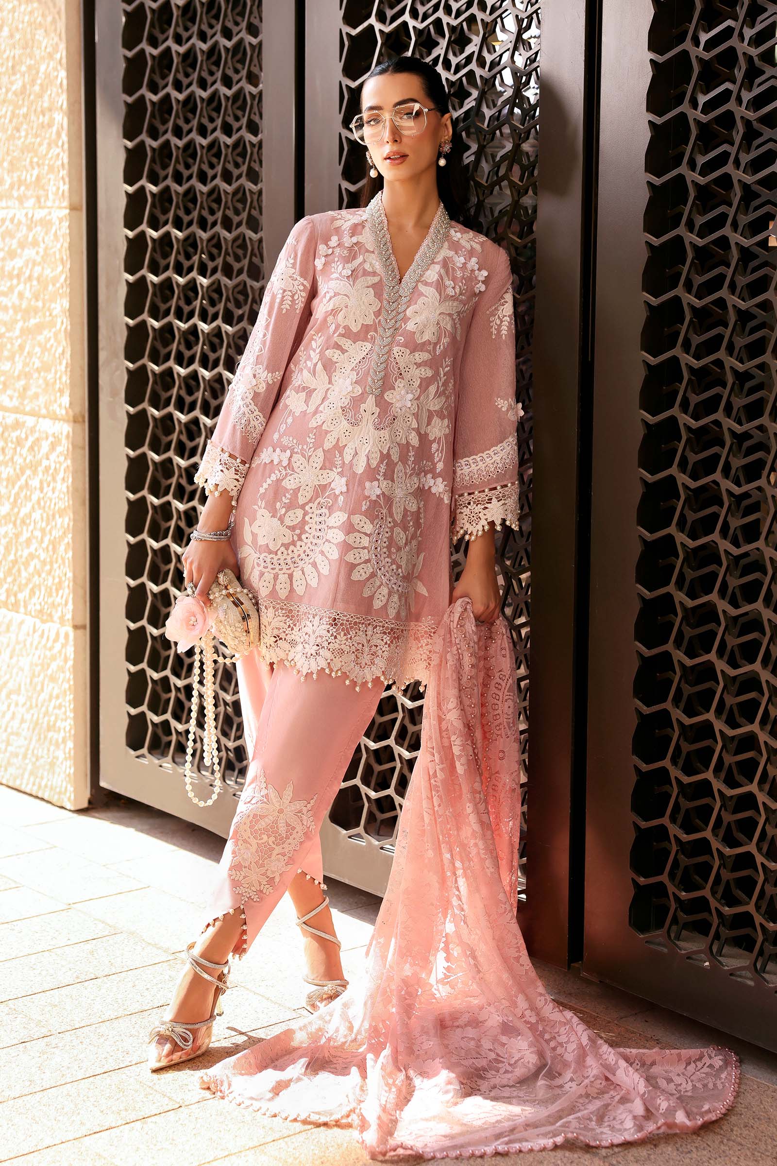Video preview - 3 Piece Unstitched Embroidered Lawn Karandi Suit