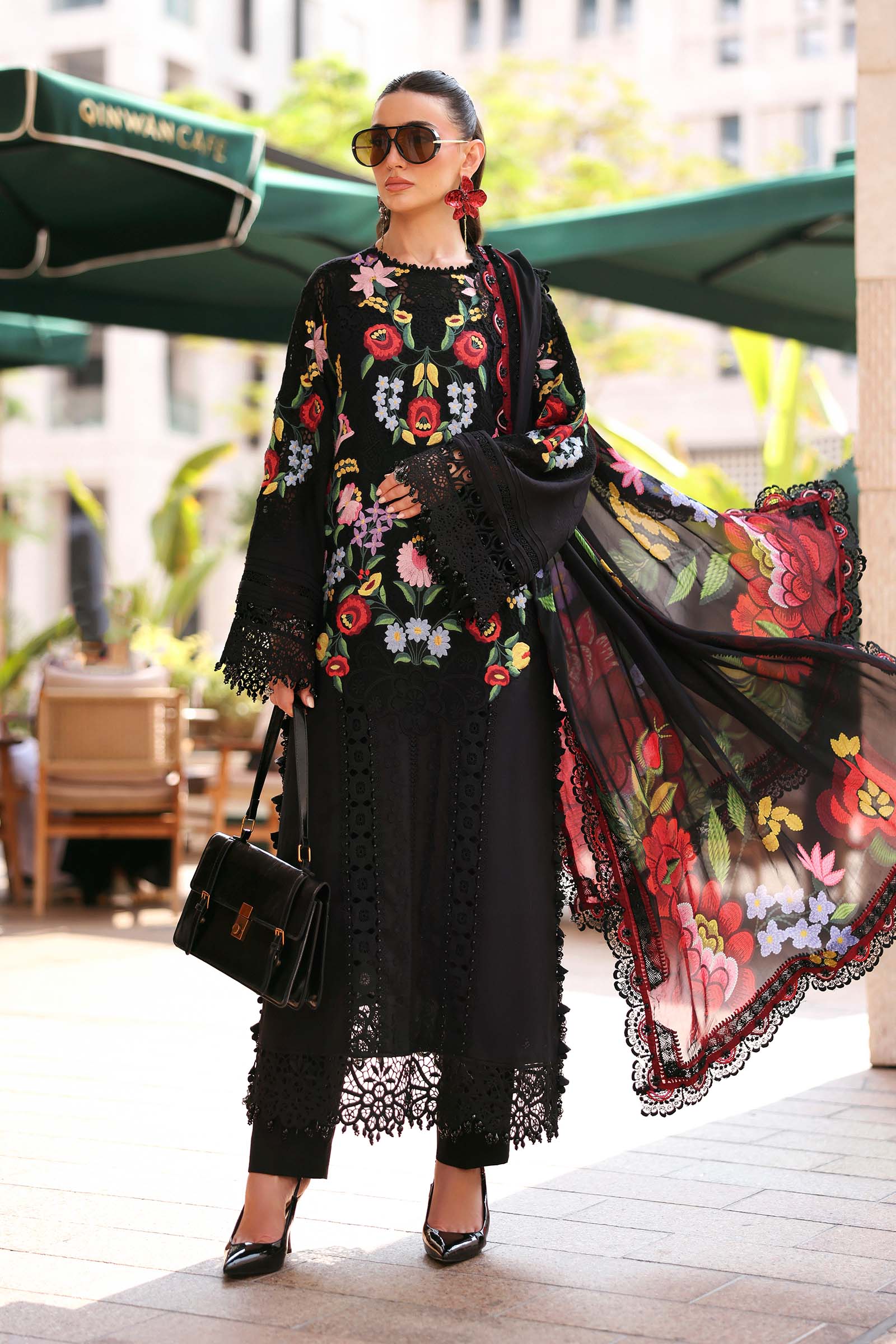 Video preview - 3 Piece Unstitched Embroidered Jacquard Lawn Suit