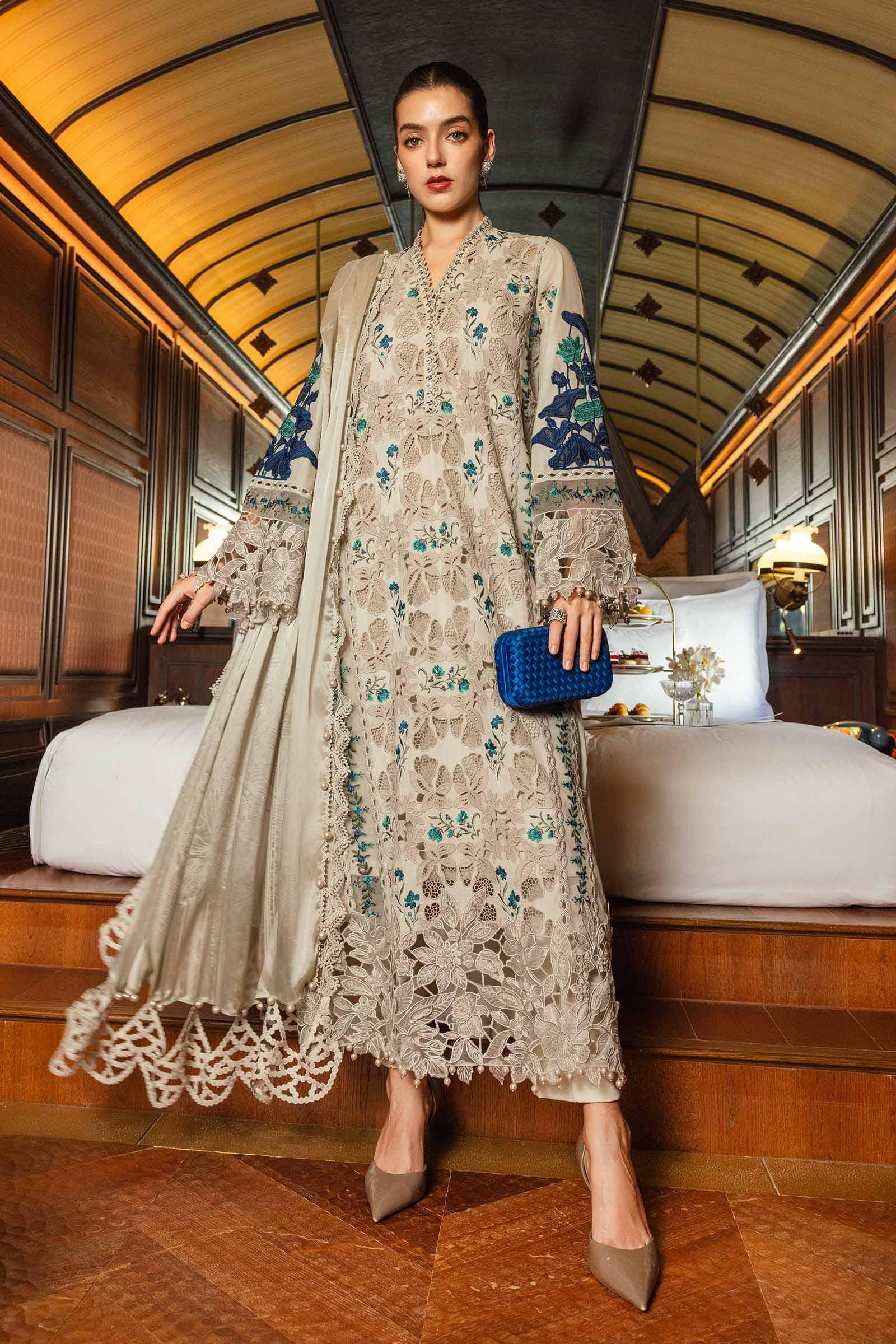 Video preview - 3 Piece Unstitched Embroidered Lawn Suit