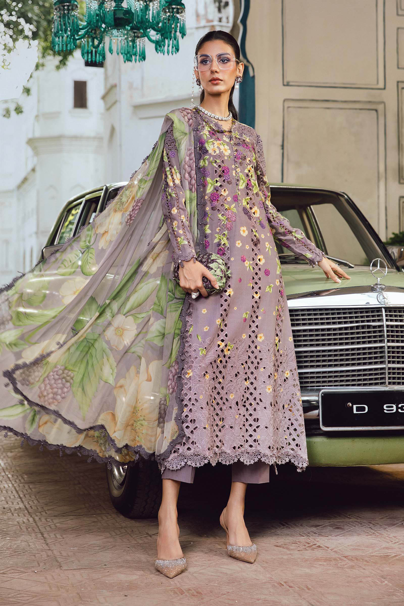 Video preview - 3 Piece Unstitched Embroidered Cambric Suit | MPT-2706-B