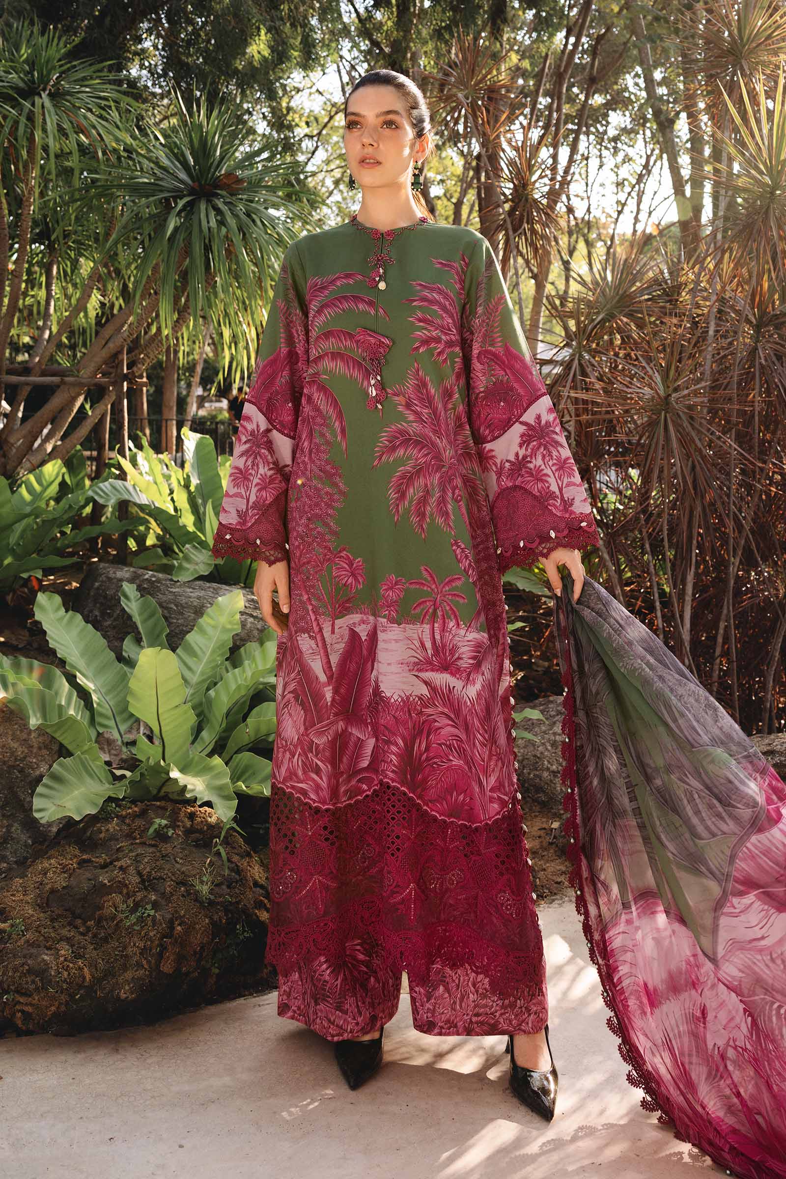 Video preview - 3 Piece Unstitched Embroidered Lawn Suit