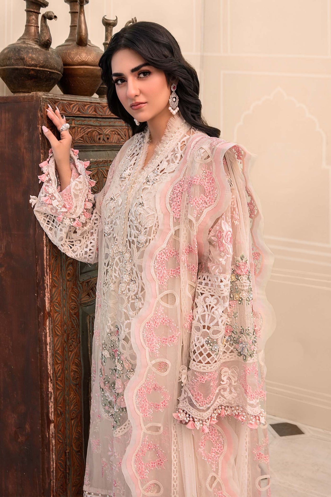 Unstitched MBROIDERED - Off White BD-2604