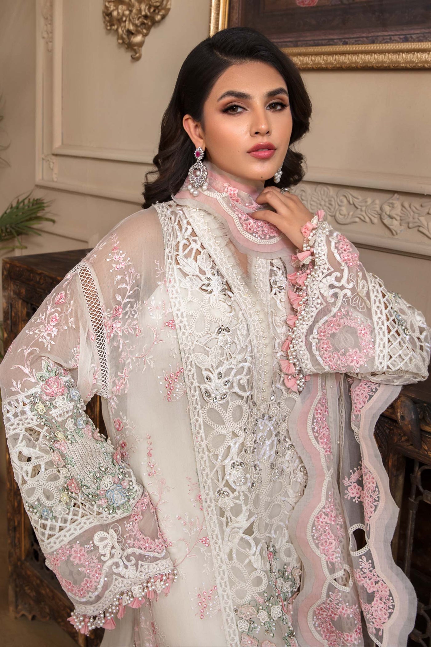 Unstitched MBROIDERED - Off White BD-2604