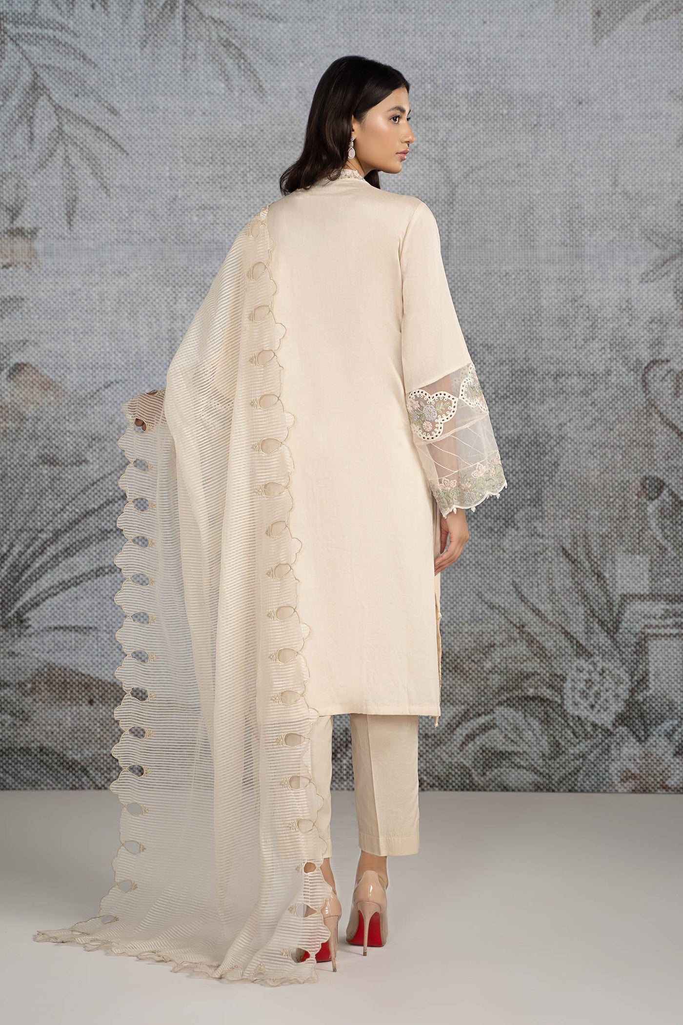 Suit Off White DW-EA23-04