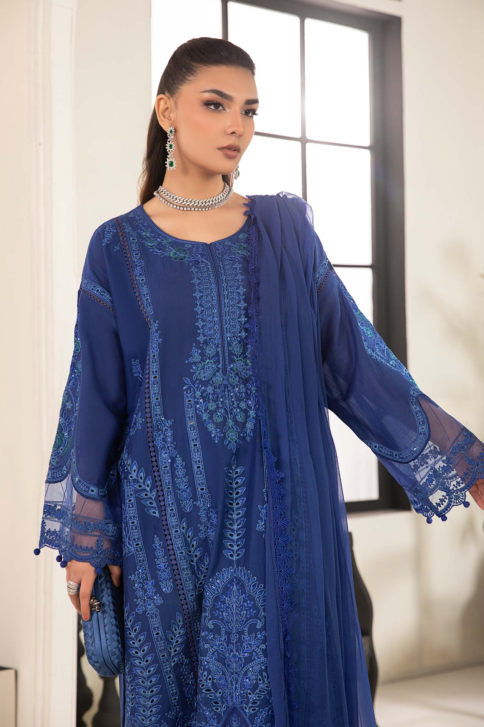3 Piece Embroidered Lawn Suit