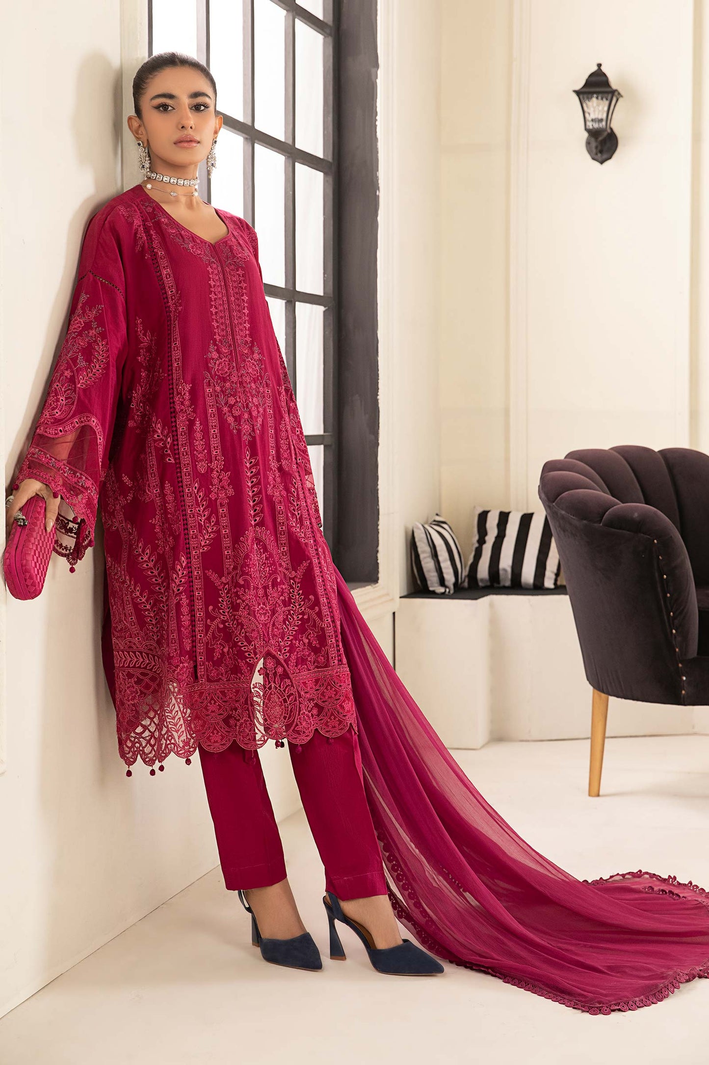 3 Piece Embroidered Lawn Suit