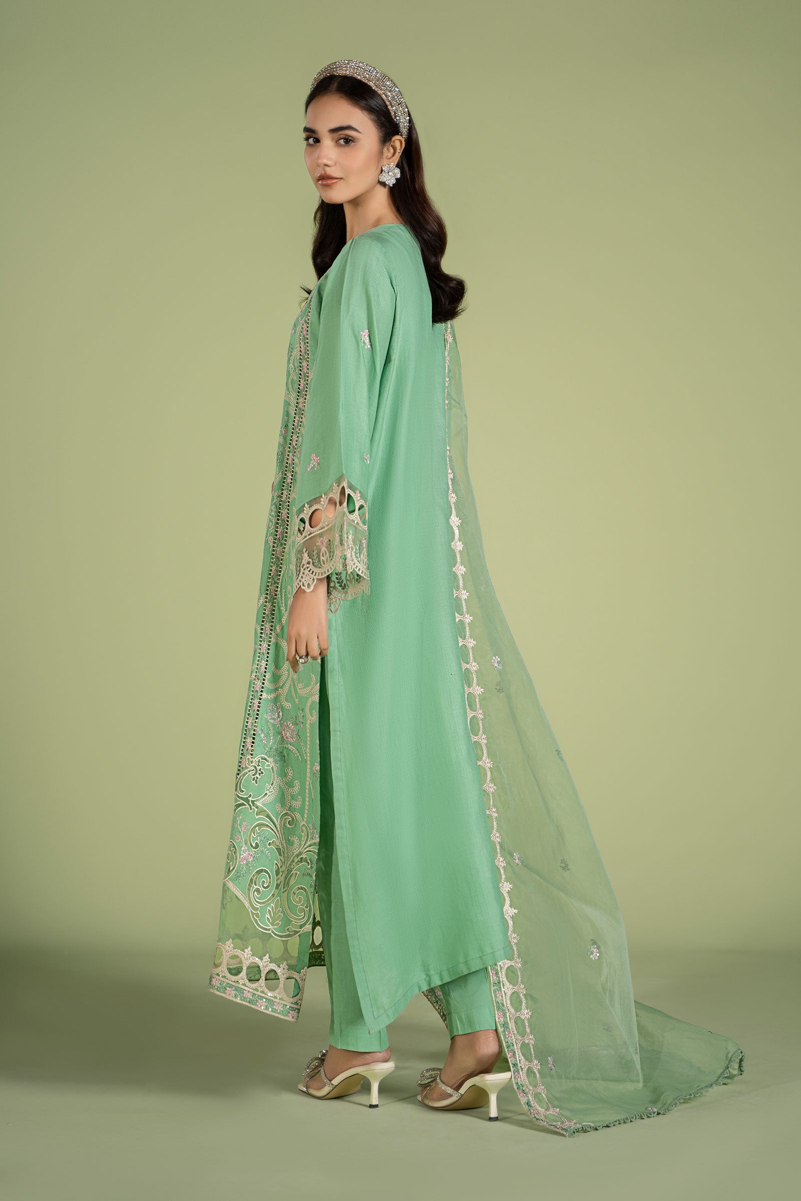 3 Piece Embroidered Lawn Suit