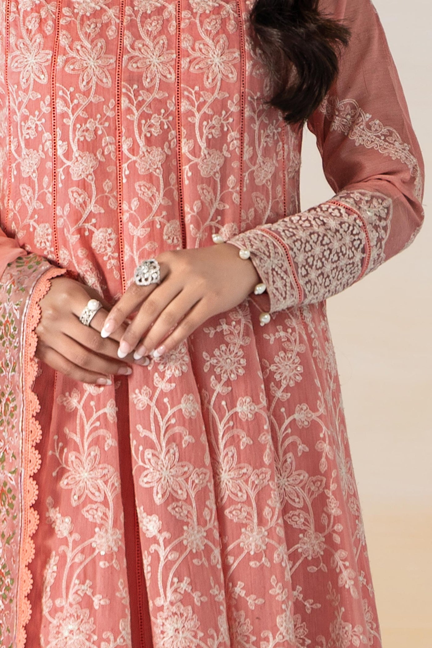 3 PIECE EMBROIDERED LAWN SUIT | DW-EF24-06