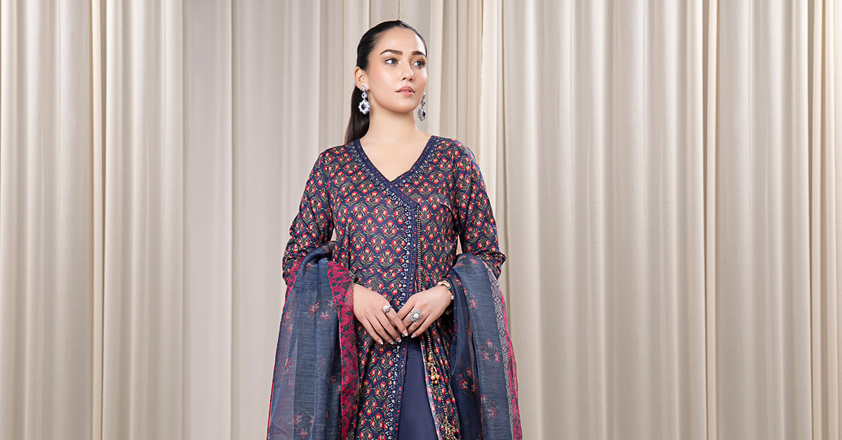 3 Piece Embroidered Lawn Suit