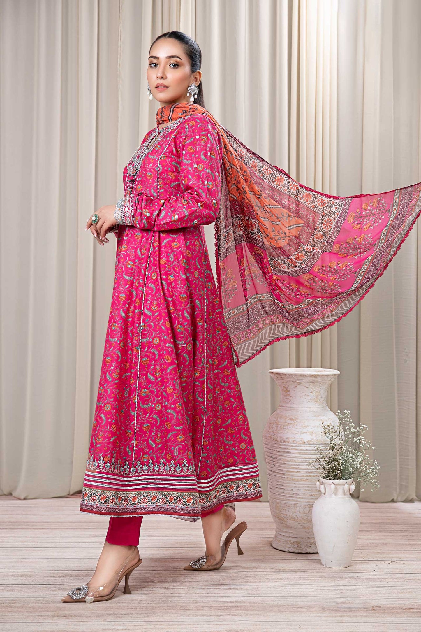 3 Piece Embroidered Lawn Suit