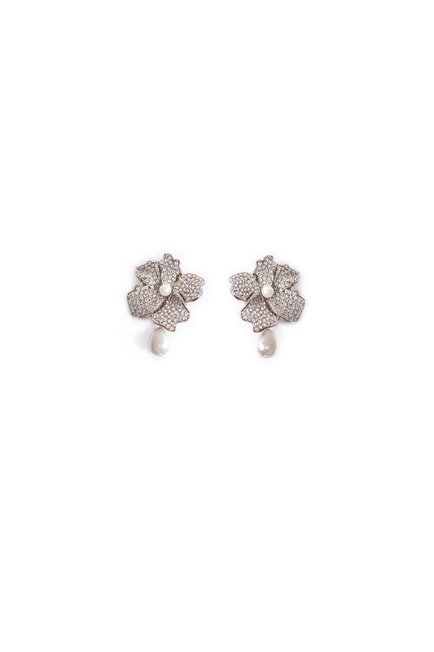 JER-W23-09-Pearl White