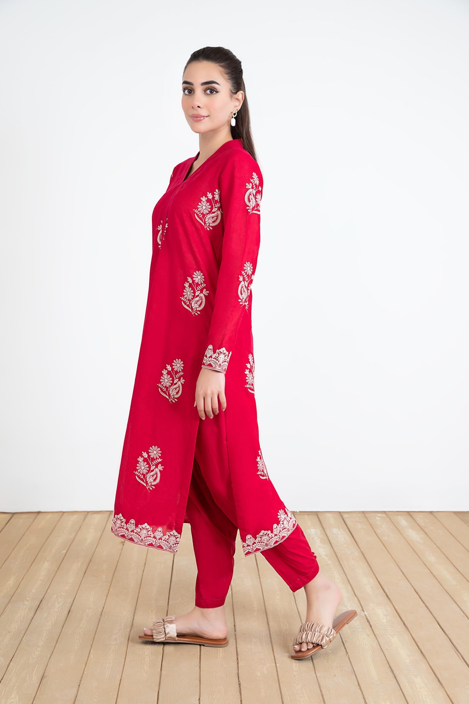 2 Piece Embroidered Lawn Suit