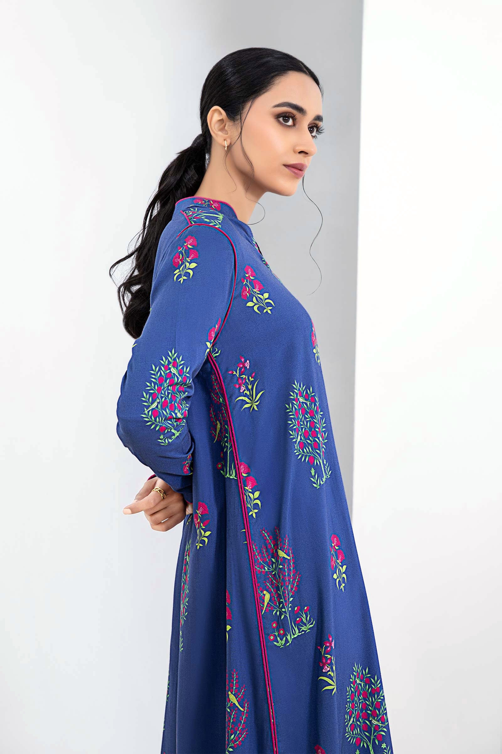 2 Piece Printed Arabic Lawn Suit