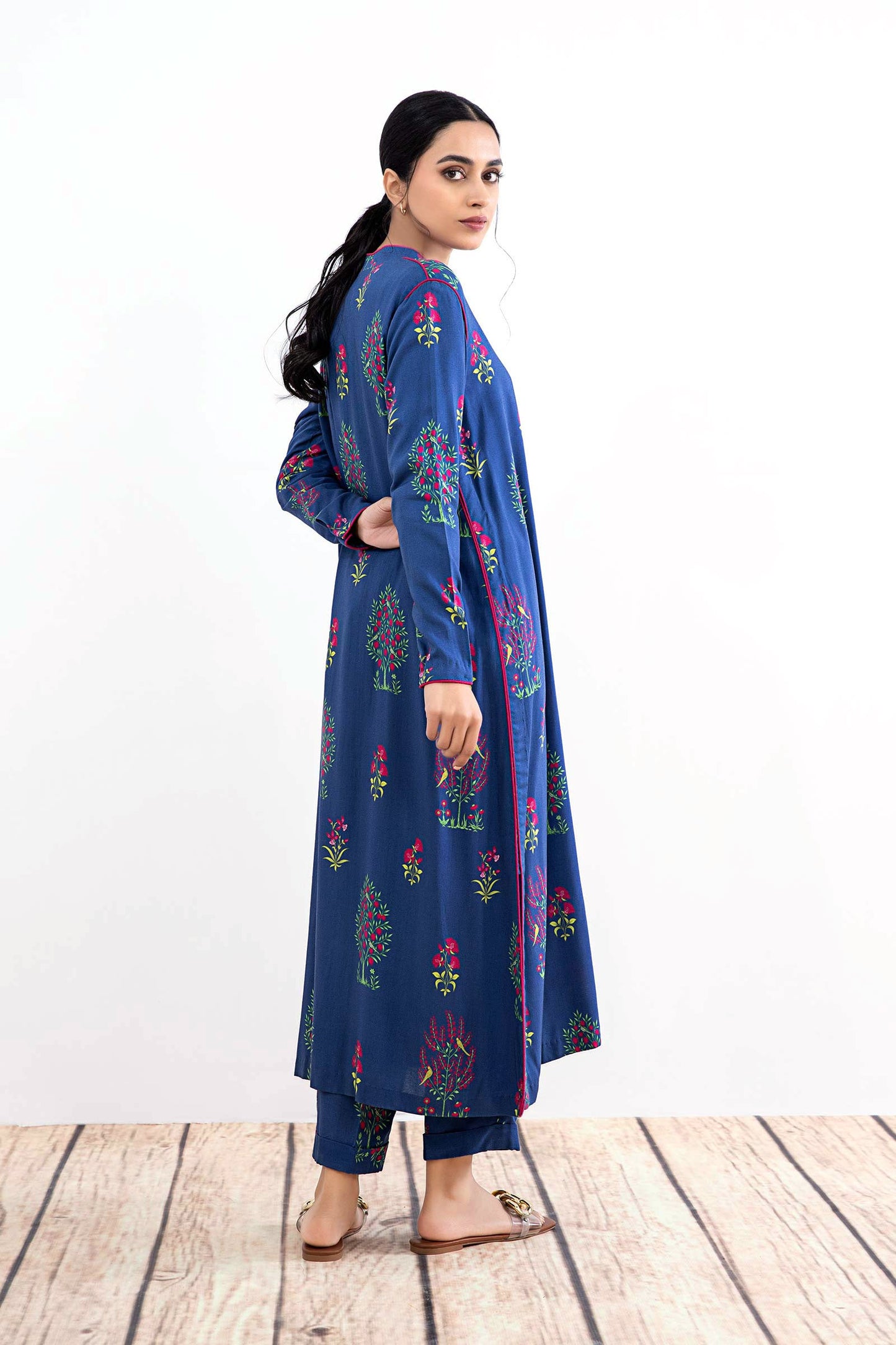 2 Piece Printed Arabic Lawn Suit