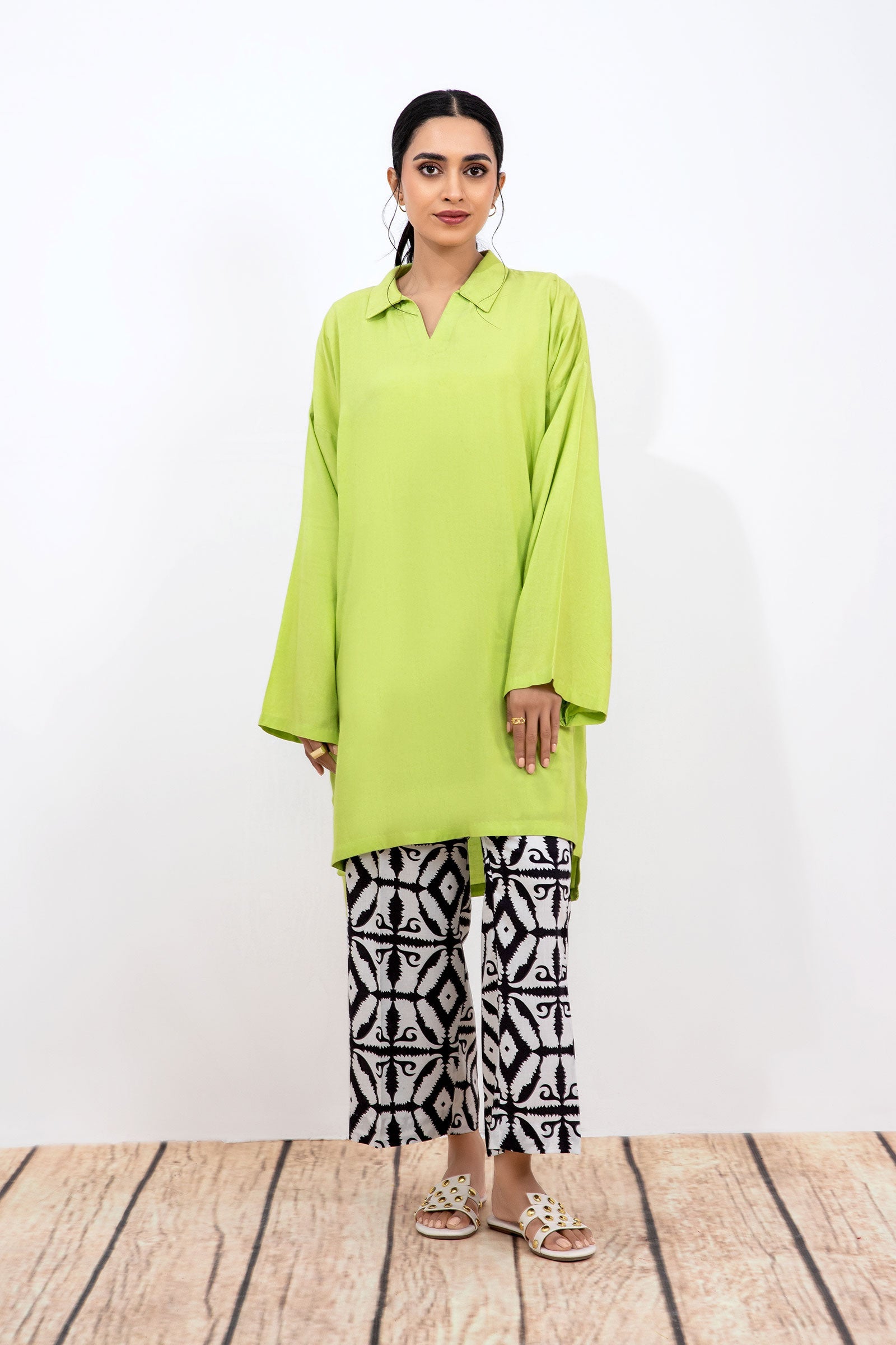 2 Piece Dyed Arabic Lawn Suit