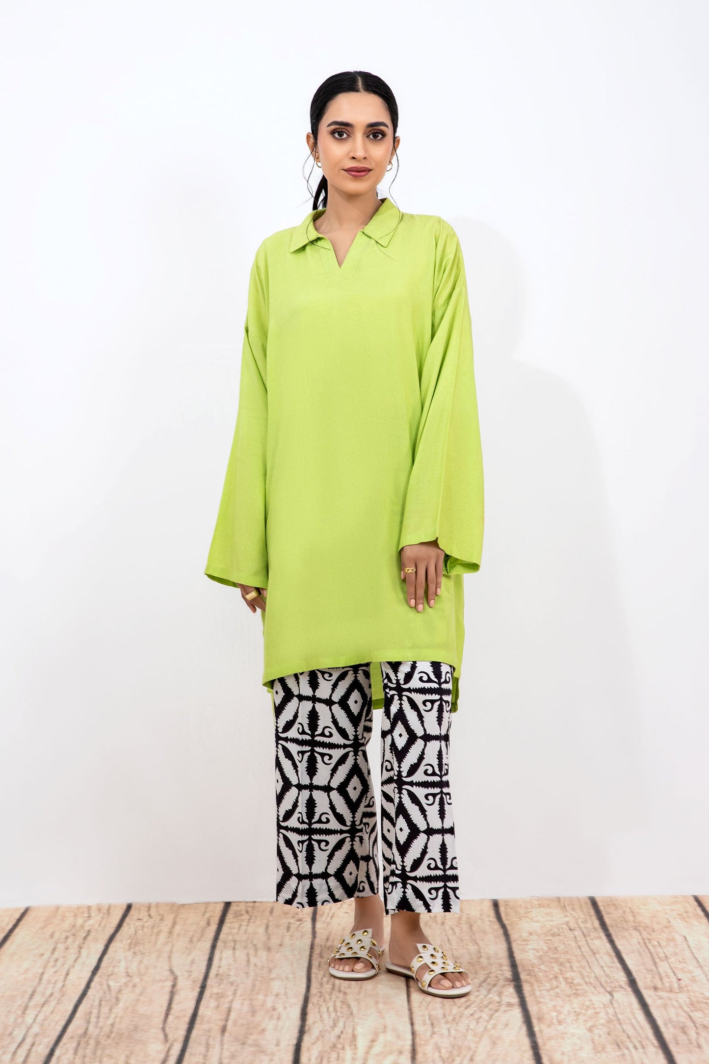 2 Piece Dyed Arabic Lawn Suit