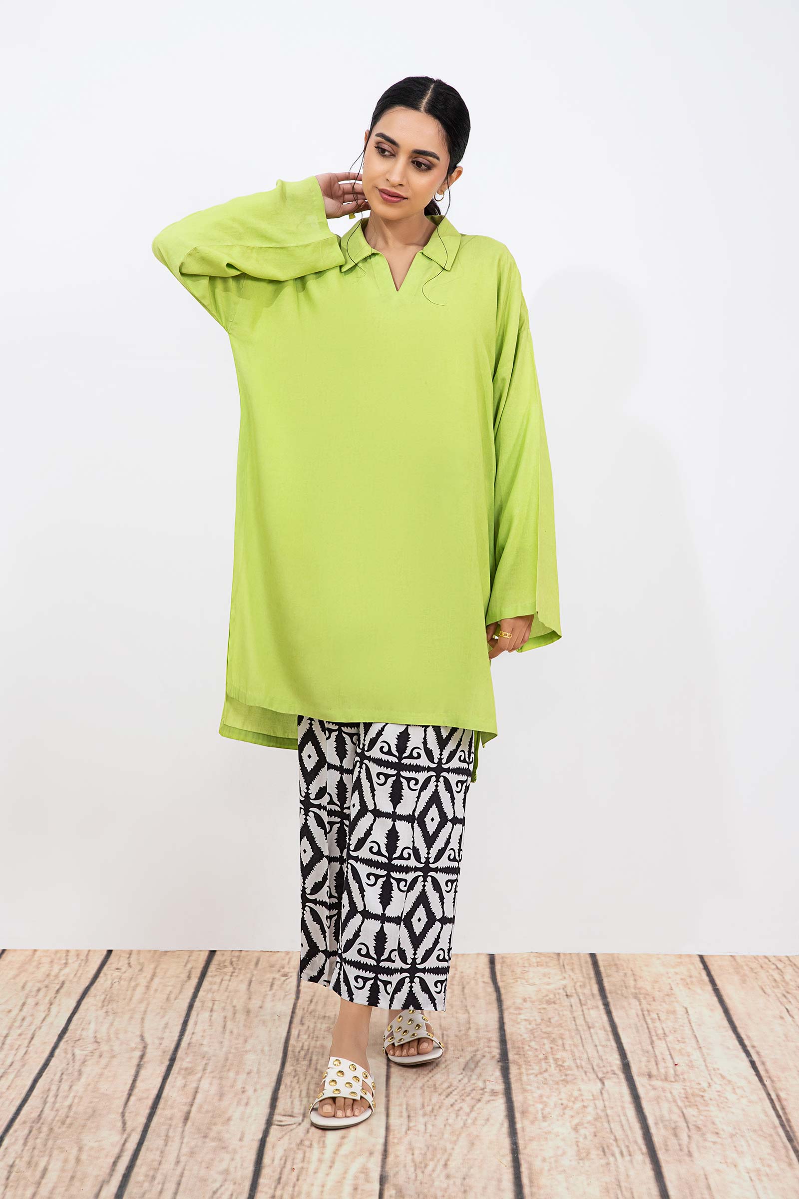 2 Piece Dyed Arabic Lawn Suit