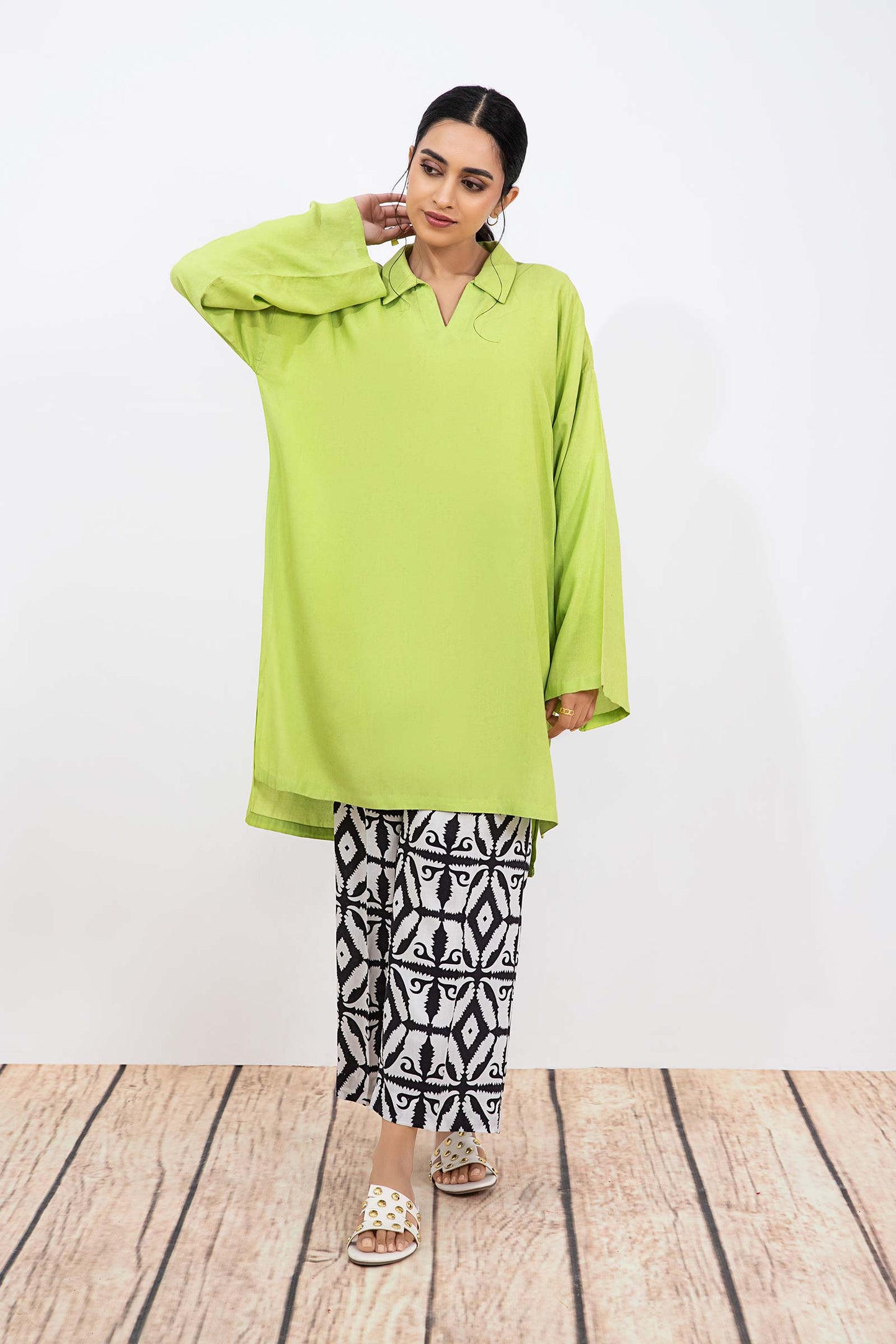 2 Piece Dyed Arabic Lawn Suit
