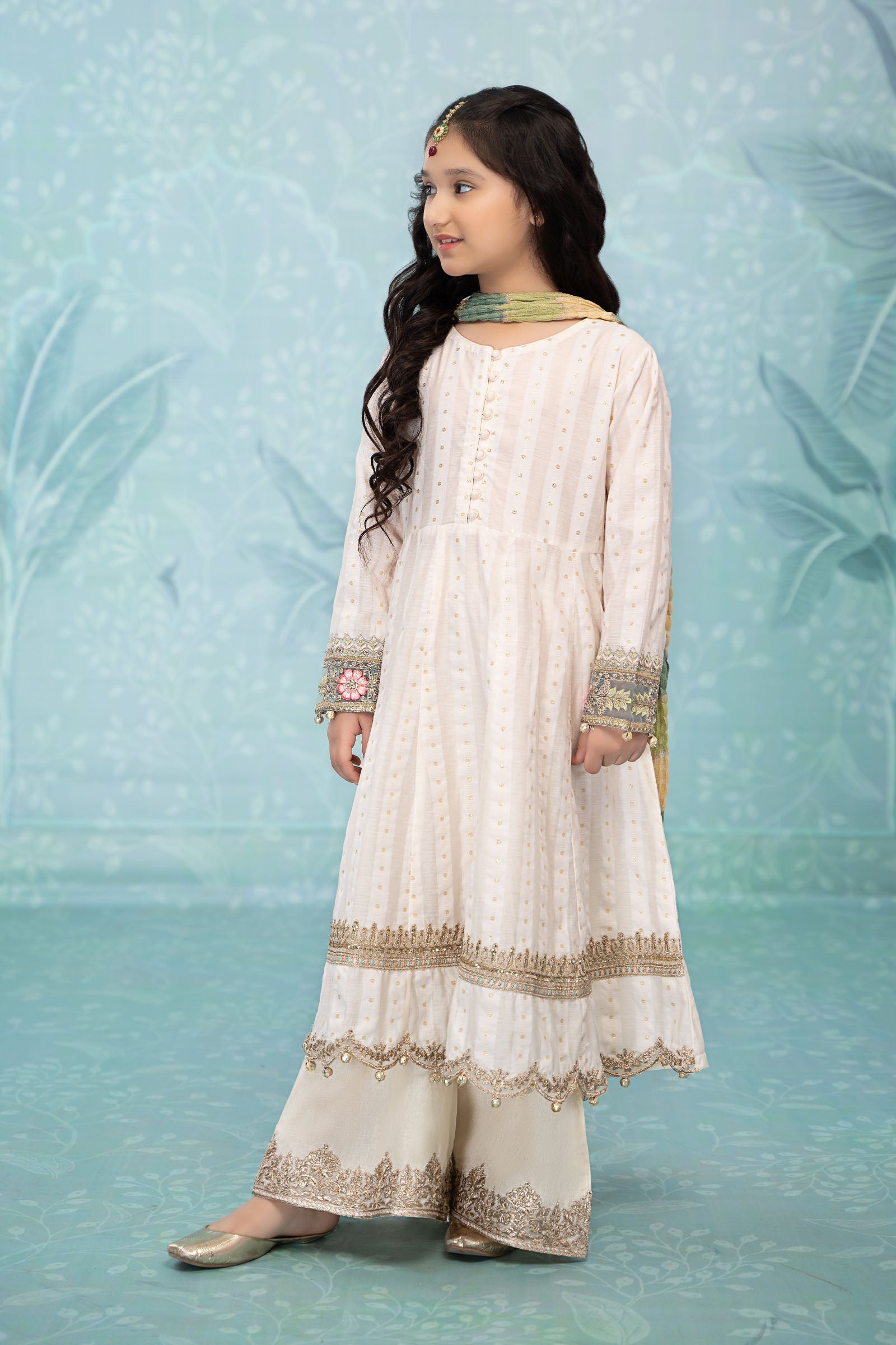 Suit White MKD-EF23-32