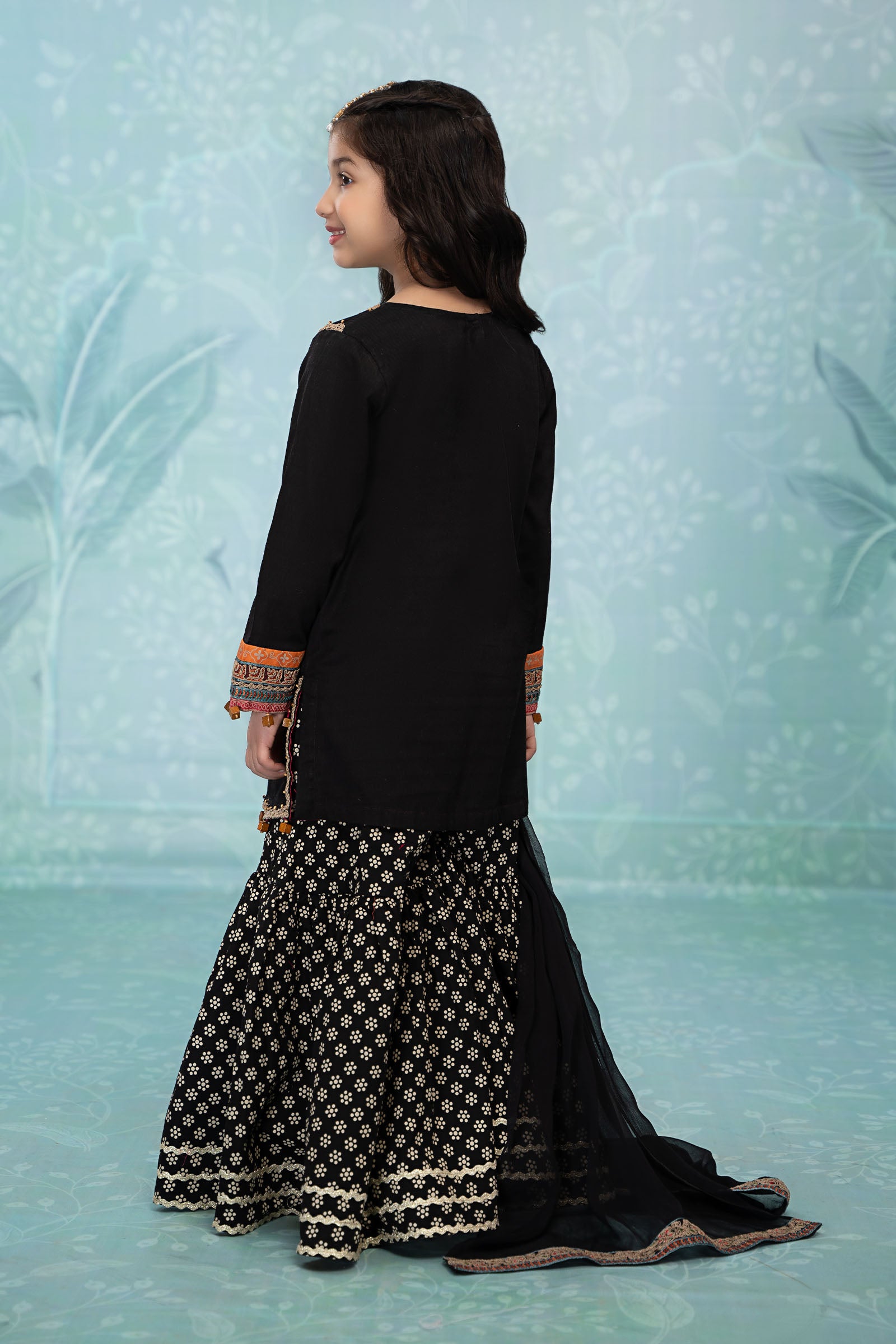 Suit Black MKD-EF23-35