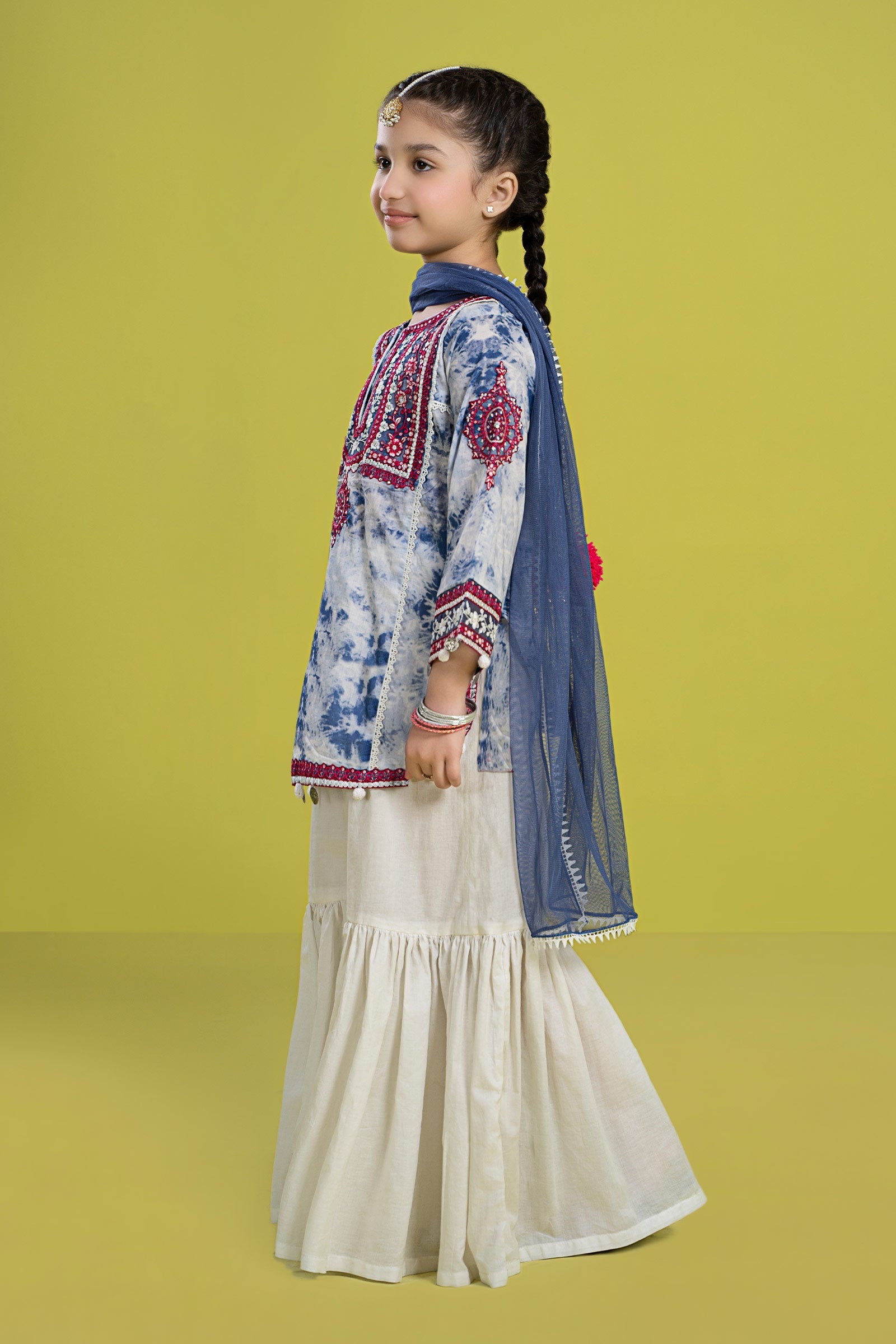 3 Piece Embroidered Lawn Suit