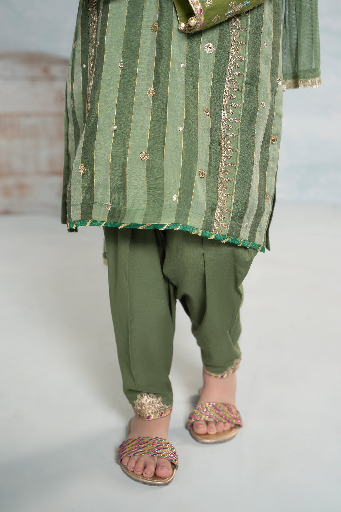3 Piece Embroidered Yarn Dyed Suit