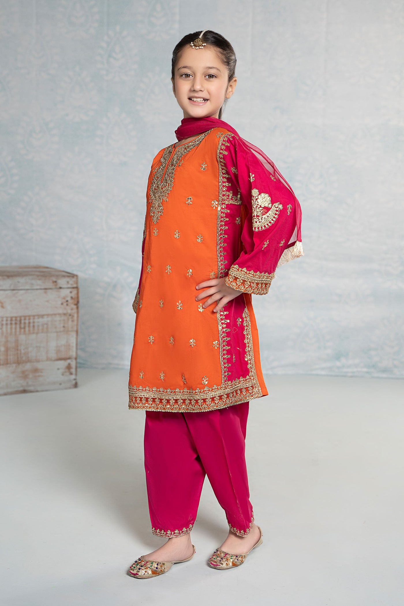 3 PIECE EMBROIDERED LAWN SUIT | MKD-EF24-08