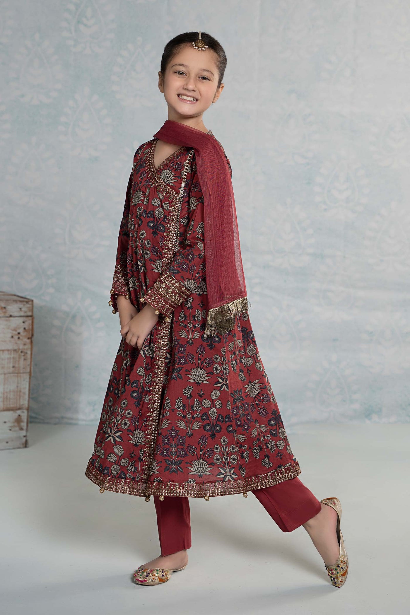 3 PIECE EMBROIDERED LAWN SUIT | MKD-EF24-26