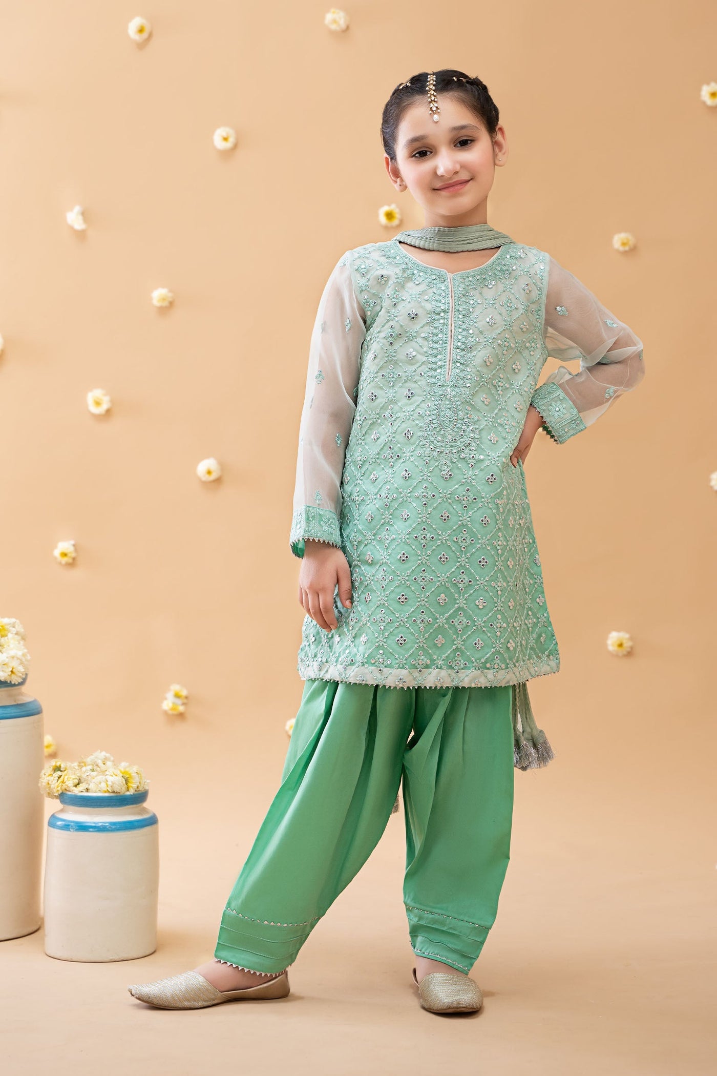 Suit Off White and Green MKS-EA23-16