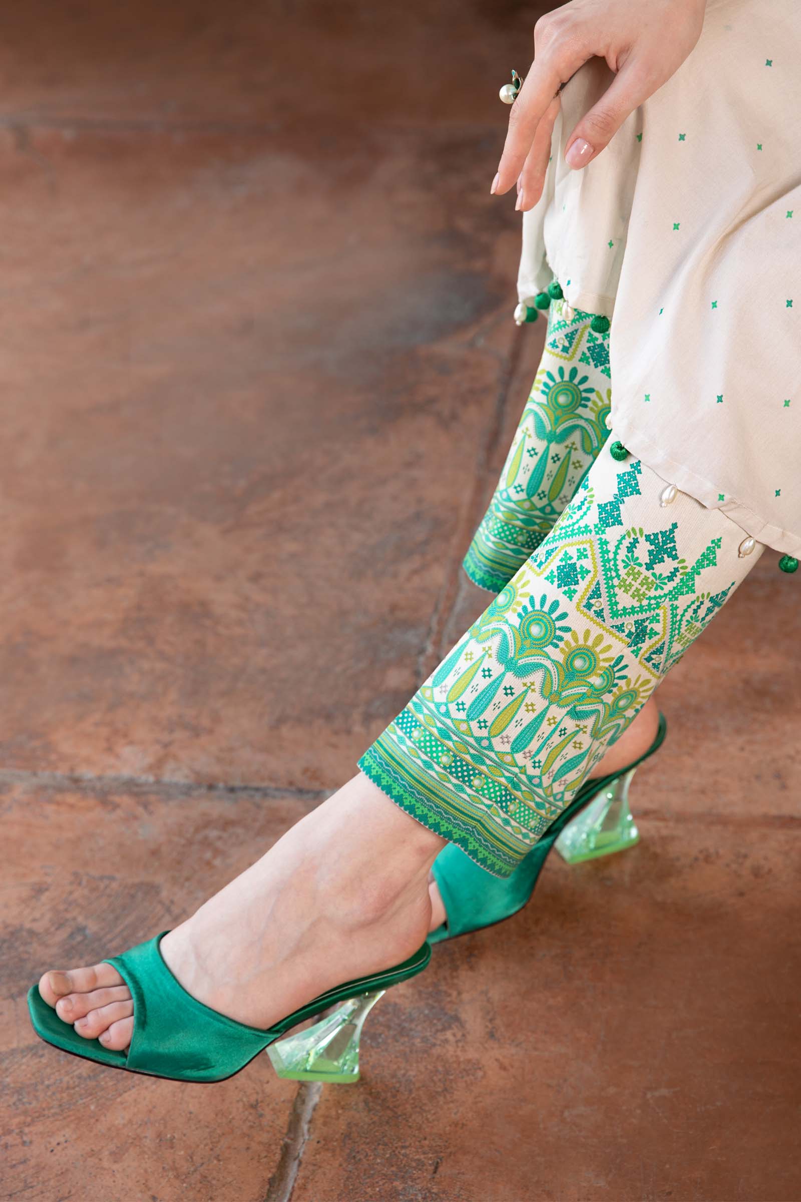 Unstitched M.Prints | MPT-1706-B